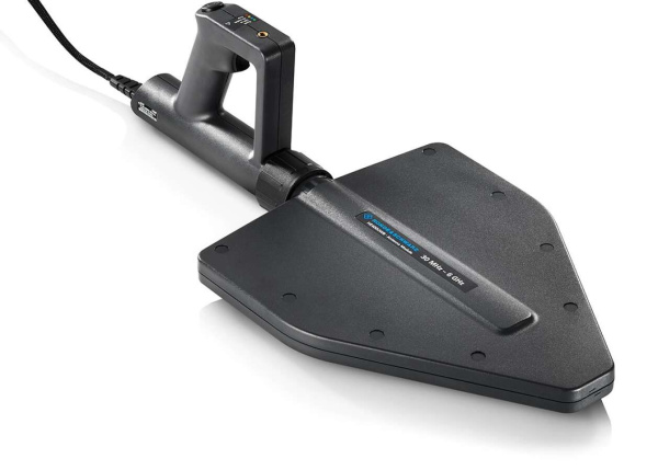 Антенный модуль Rohde & Schwarz HE400UWB для HE400 (4104.6900.02) купить по низкой цене | МАКСПРОФИТ